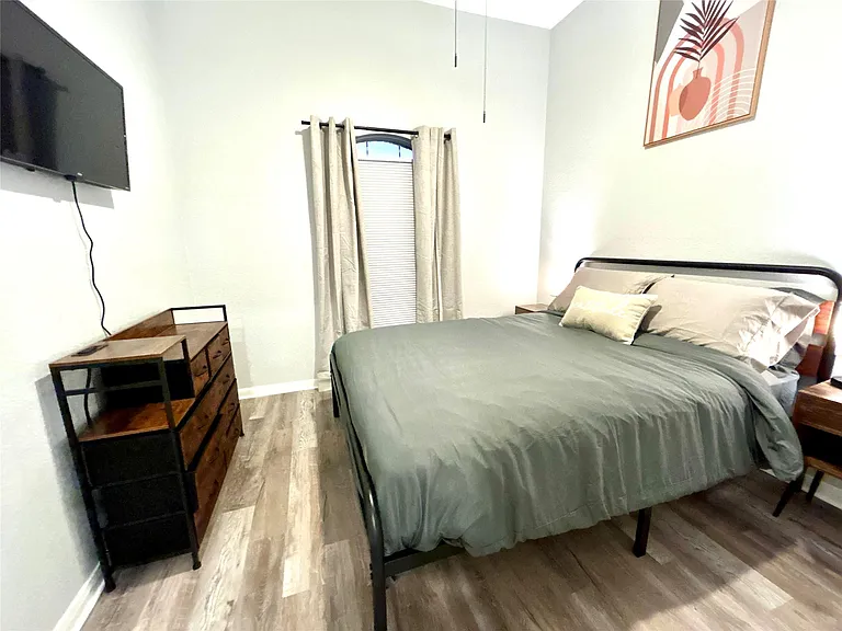 1701 Lynx Cir — Photo 7