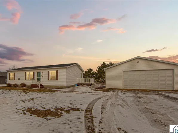 79 Blashack St, Waldorf, MN 56091