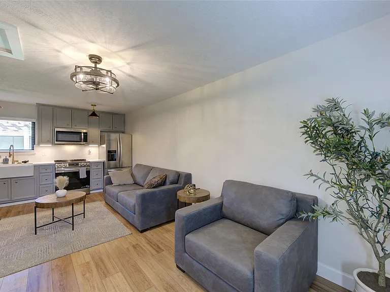 3201 Westridge St #A — Photo 7