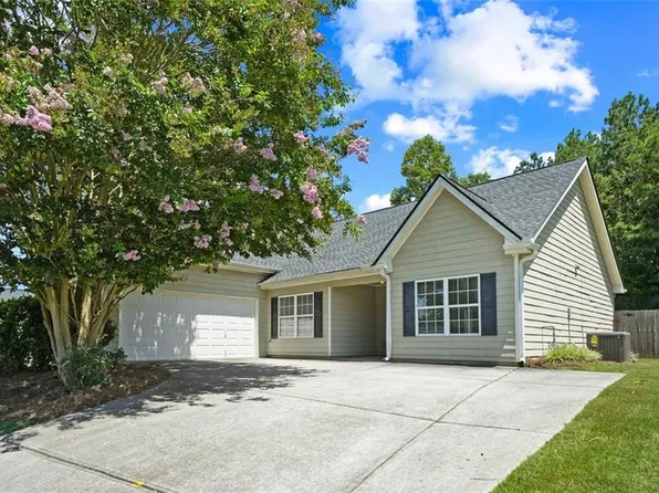 6345 Aarons Way, Flowery Branch, GA 30542