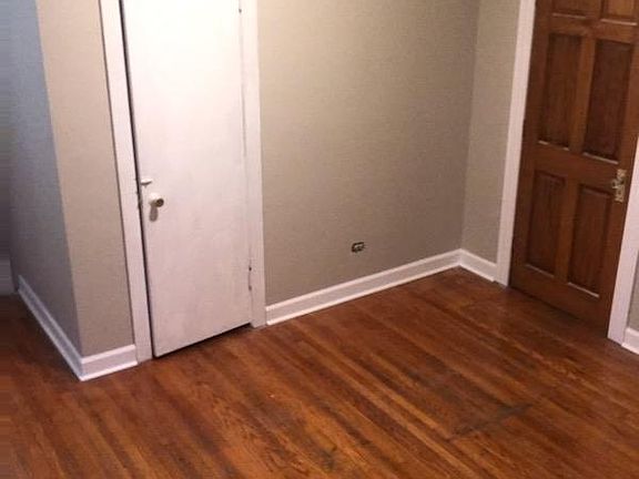 4th image of 2422 N Bernard St #2