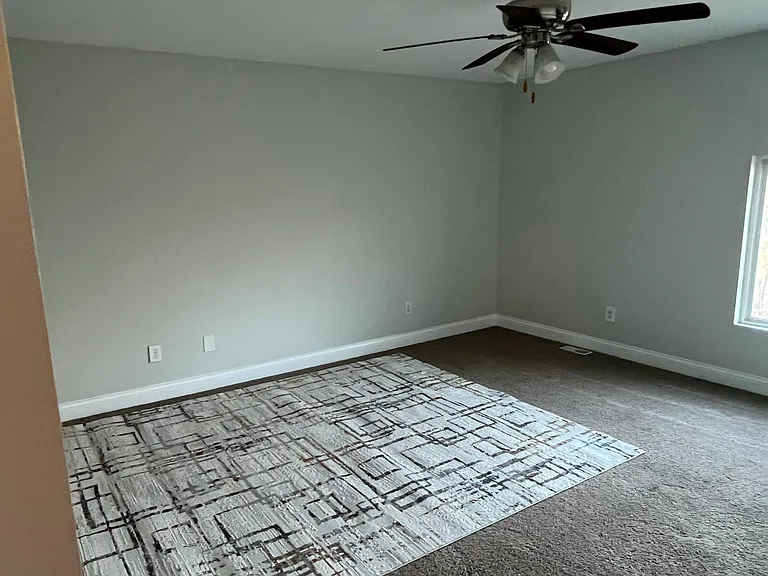 152 N Adams St — Photo 25