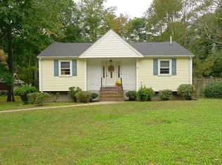 5 Torrey Side Rd, Brockton, MA 02301