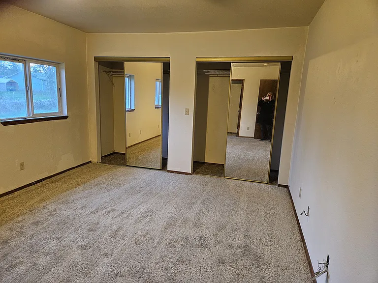 320 2nd St W — Photo 14