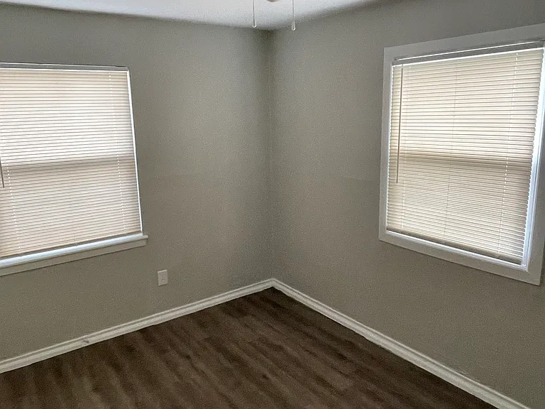 4926 Natoma St — Photo 10