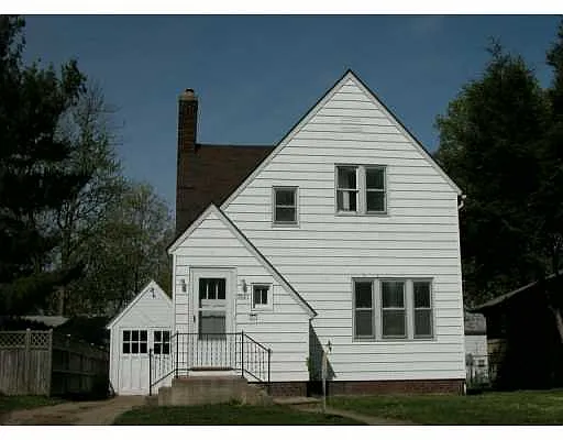 1641 Johnson St photo 1