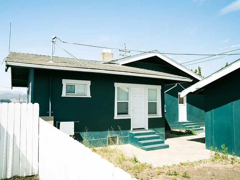 2340 Alisal Rd #A — Photo 8