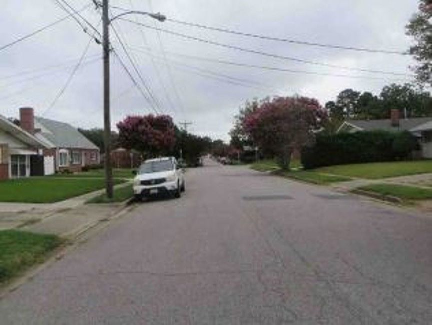 2nd image of 1976 Kingston Ave