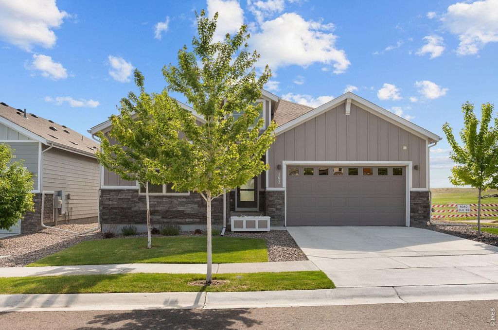 192 Lake Park Dr