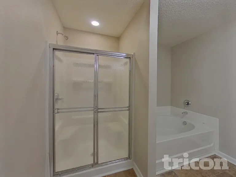 5104 Mintvale Dr — Photo 11