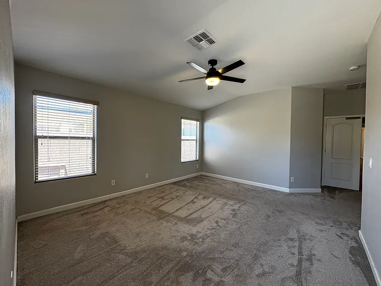 671 E Baker Dr — Photo 13