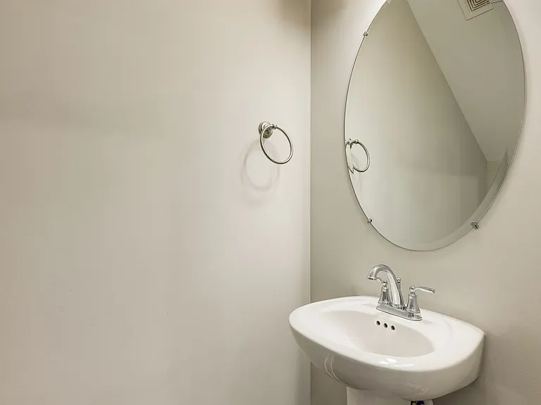 303 E Forge Ct — Photo 11