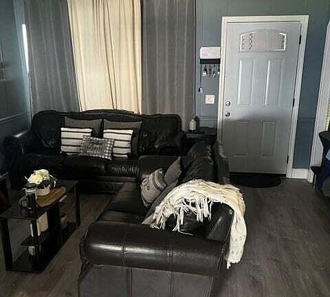 2nd image of 2342 Grand Oaks Ln