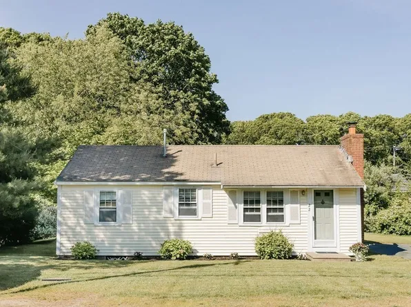 22 Presidents Rd, Bourne, MA 02532