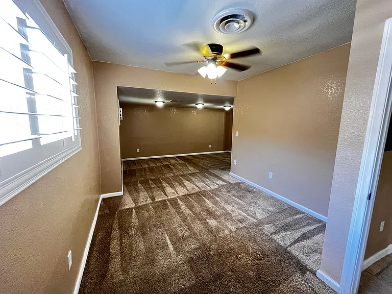1270 W Brighton Ave — Photo 10
