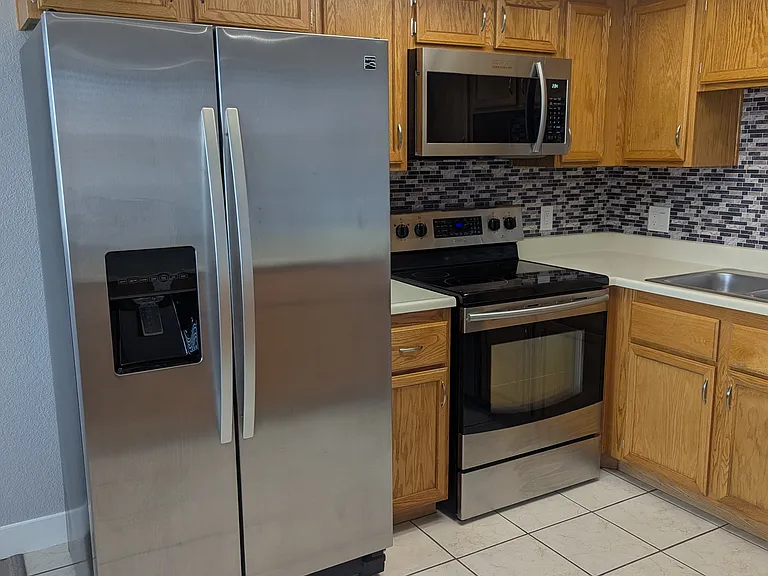 433 Mesa Blvd #201 — Photo 7