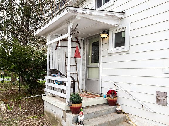 2nd image of 8415 Huron River Dr