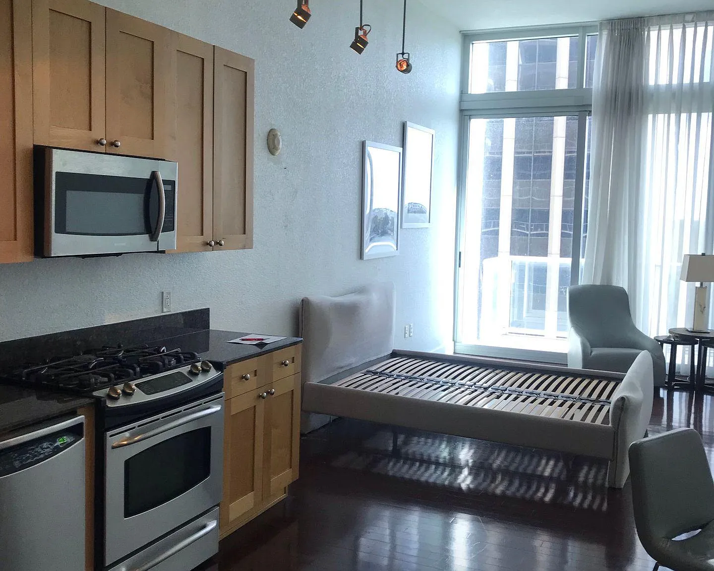 Studio, 520 sqft, $1,650 — Photo 2