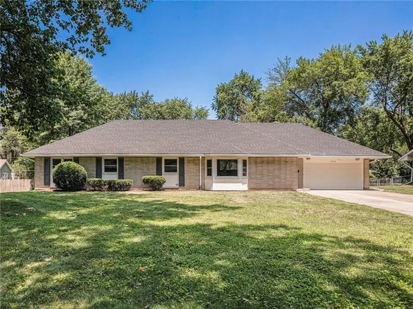 404 W 114th St, Kansas City, MO 64114