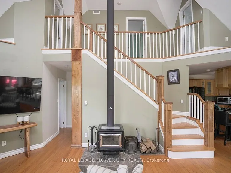 67 Regency Dr — Photo 4