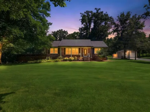 2837 Hopkins Bridge Rd, Lewisburg, TN 37091