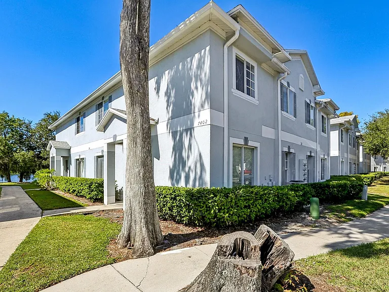 7402 E Bank Dr #7402 — Photo 2