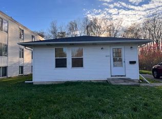 3820 Red Arrow Rd, Flint, MI 48507