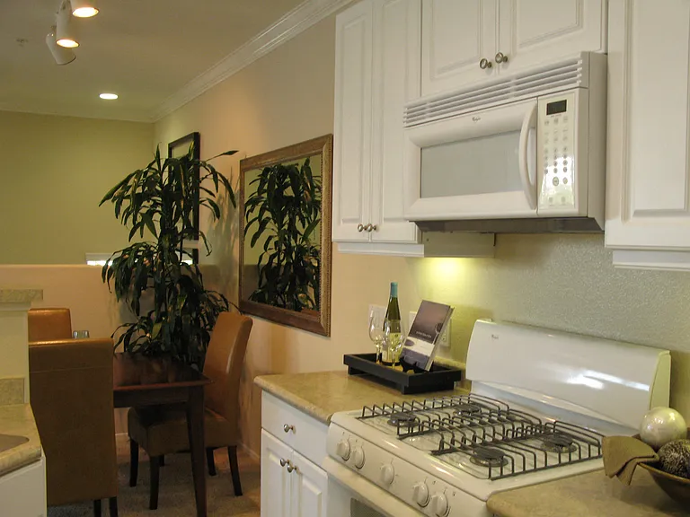 Sonoma at Mapleton Apartments — Photo 40