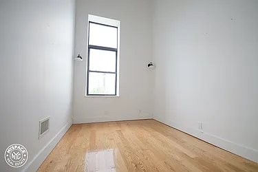 Rented by MySpaceNYC
