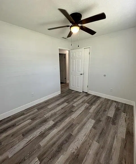 173 SW Orchid Ter — Photo 10
