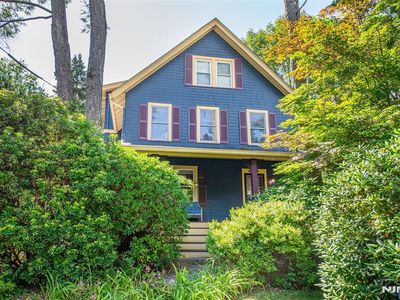 530 Up Mountain Avenue, Montclair, NJ, 07043