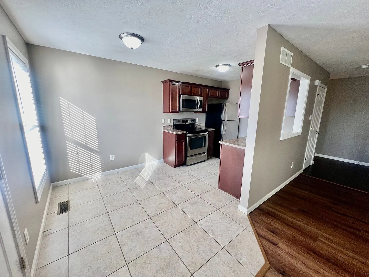 1002-1008 Airport Road — Photo 3
