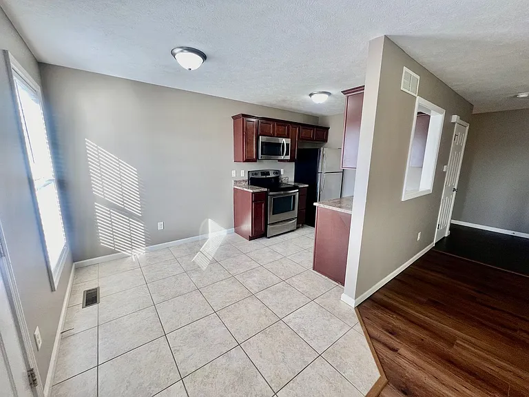 1002-1008 Airport Road — Photo 3