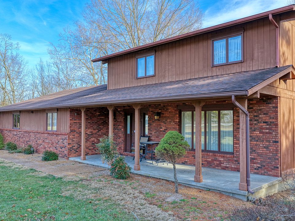 1st image of 266 Brush Hill Rd