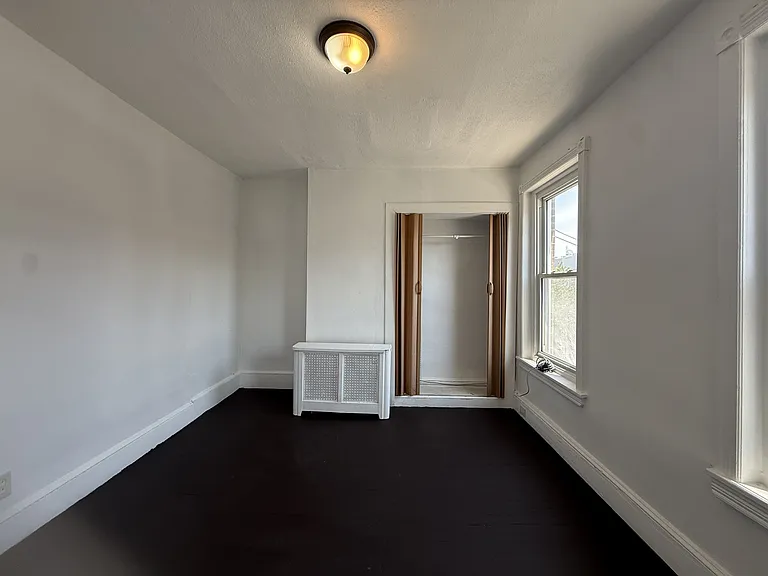 1524 S Dover St — Photo 18