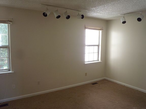 4th image of 4711 Whitetail Ct