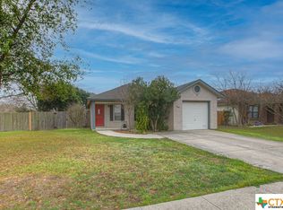 3400 Santa Fe Rdg, Seguin, TX 78155