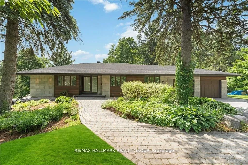4 bed, $5,980 — Photo 1