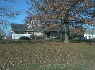 28983 S Adams Rd, Lyndon, KS 66451