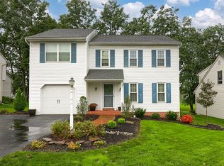 16 Aspen Cir, Elizabethtown, PA 17022