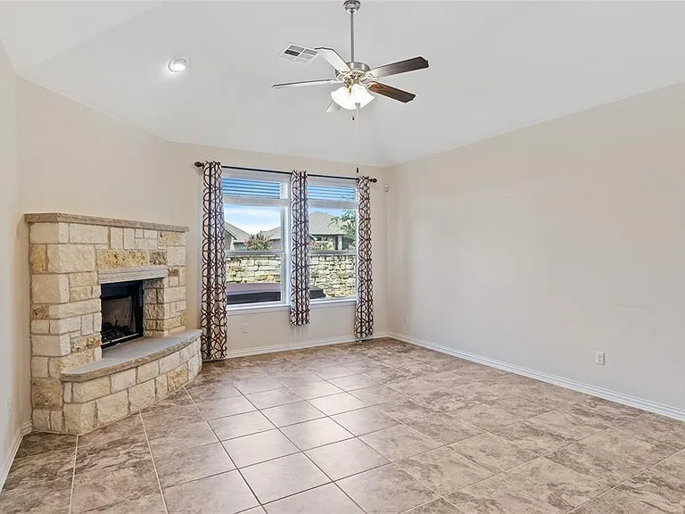 4216 Hannover Way — Photo 11