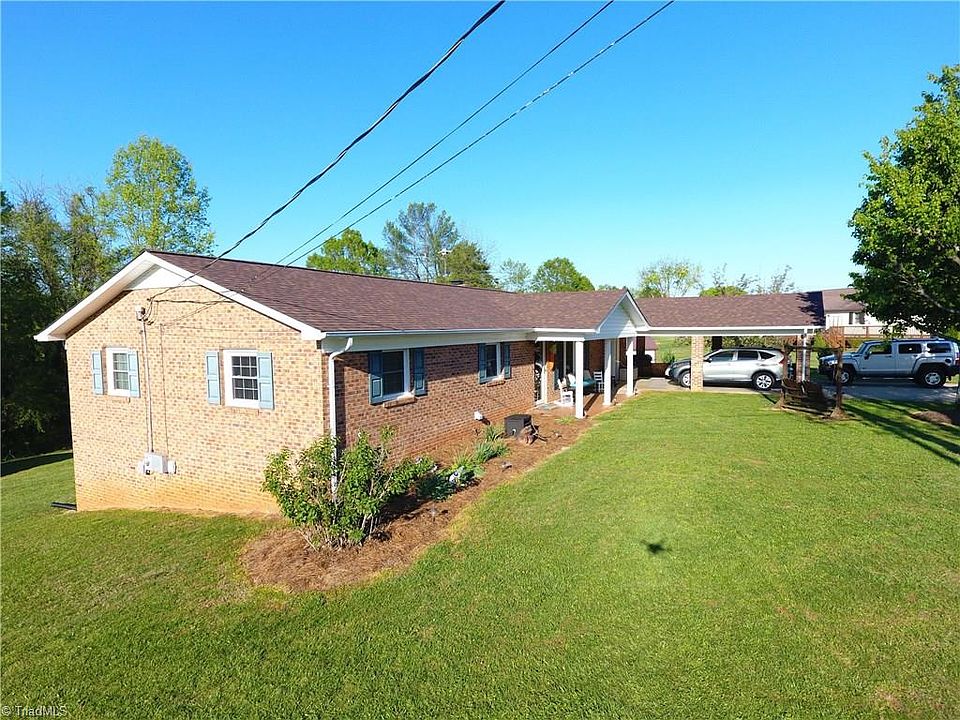 1st image of 138 Mountain View Village Dr