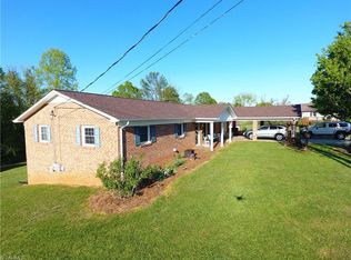 138 Mountain View Village Dr, Hays, NC 28635