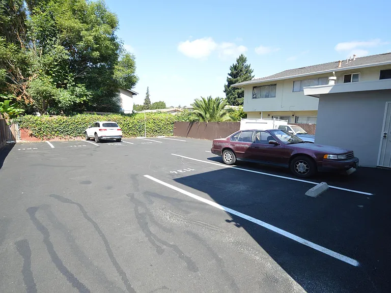 1130 Rex Rd — Photo 10