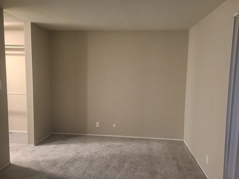Tropic Sands Apartments — Photo 51