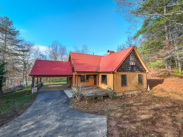 440 Fox Hills Rd, Robbinsville, NC 28771