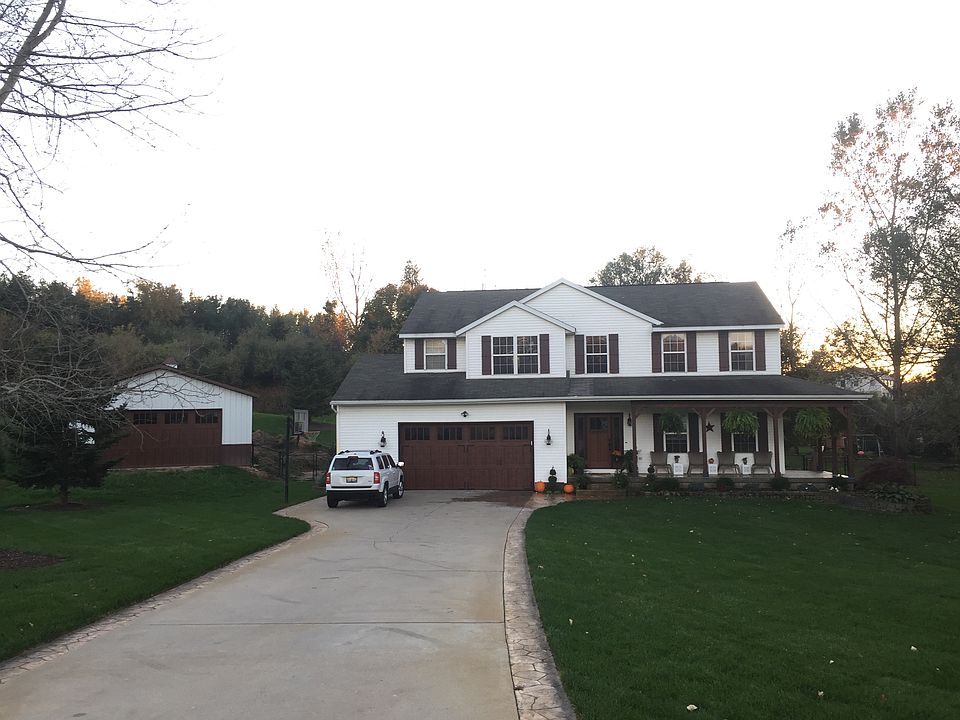 2nd image of 7060 Browmyer Dr NE
