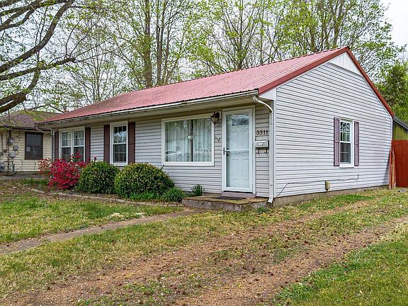 3rd image of 3311 Rucker Ave