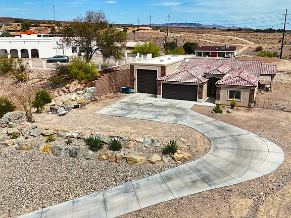 2nd image of 3782 Flying Cloud Ln