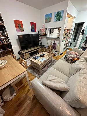 Rented by J Misrahi Realty Corp | media 4